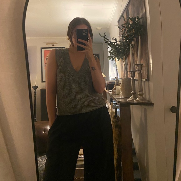 H&M | Rib-knit Sweater Vest - Picture 3 of 3